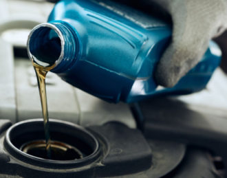 Keep Your Car Running: Finding An Oil Change Service Shop